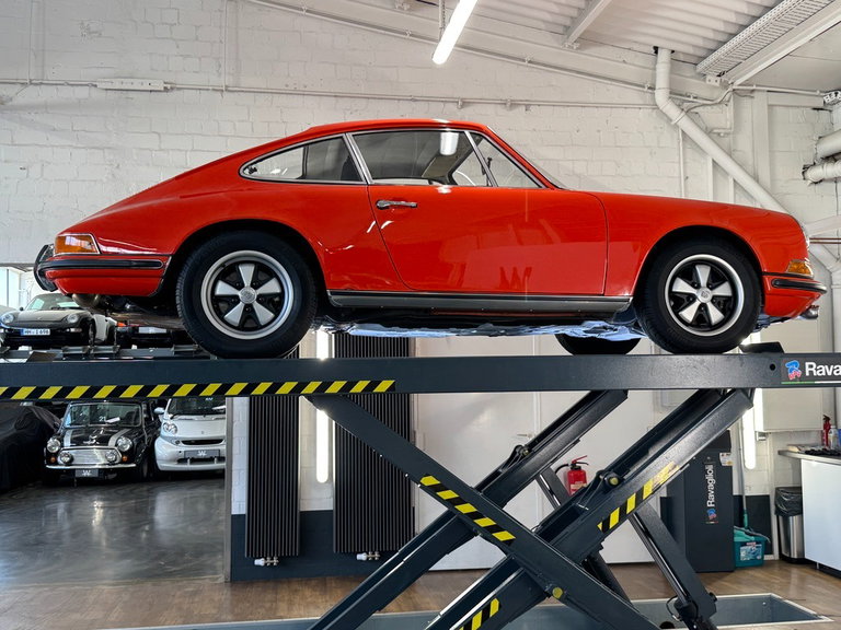 Porsche 911 T
