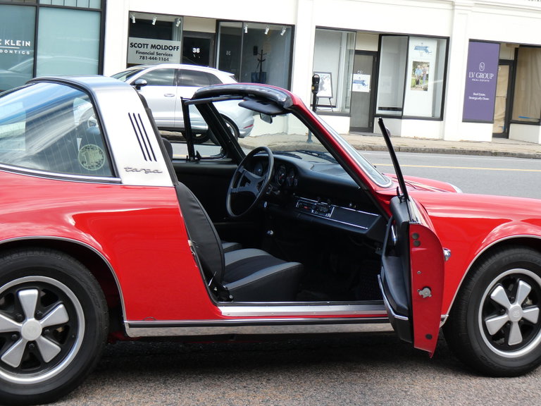 Porsche 911 T