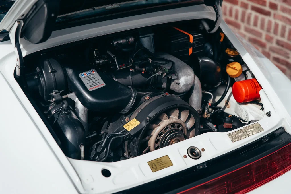 Porsche 964 Carrera 2
