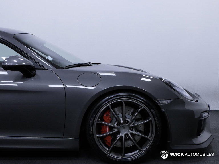 Porsche 981 Cayman GT4