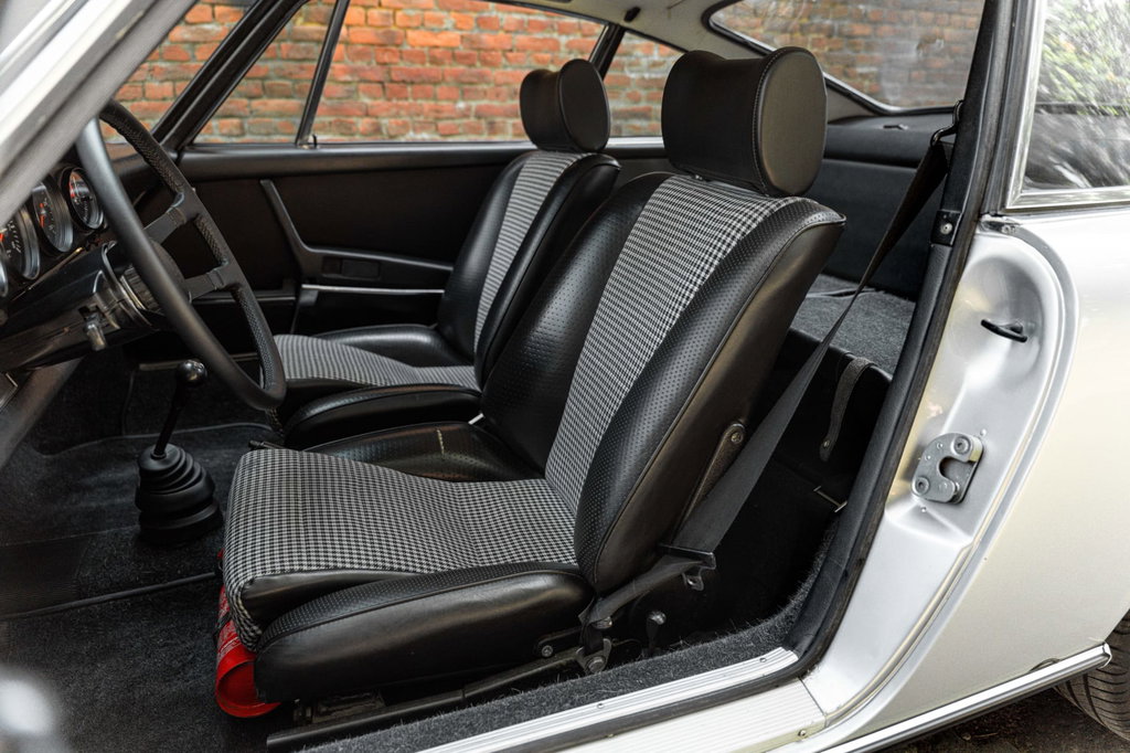 Porsche 911 T (US)
