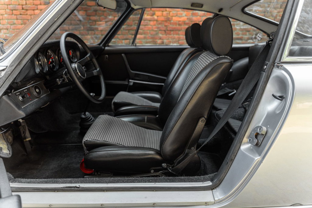 Porsche 911 T (US)
