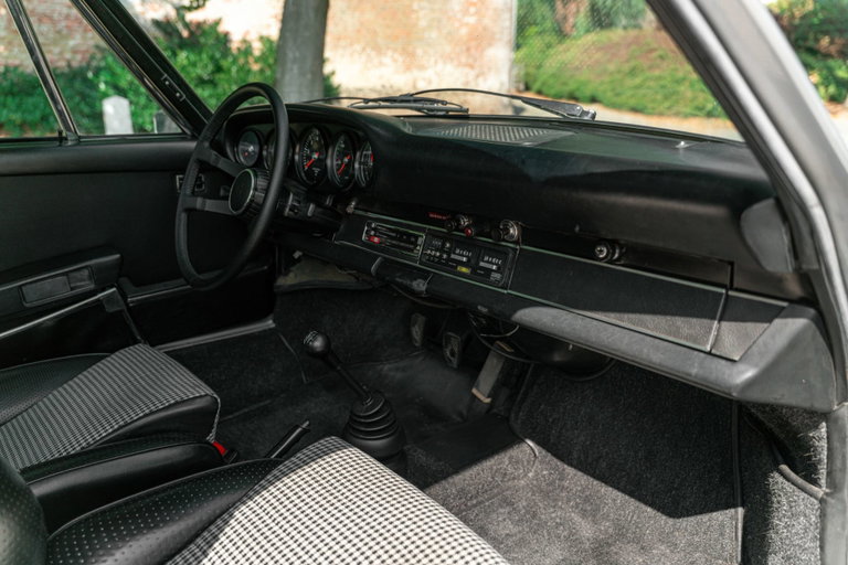 Porsche 911 T (US)