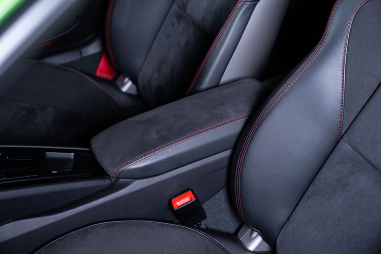 Porsche 991.2 Carrera GTS