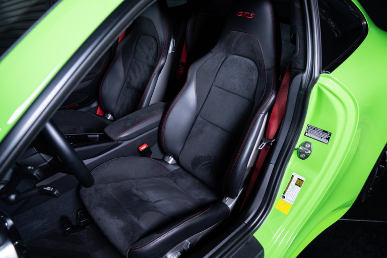 Porsche 991.2 Carrera GTS