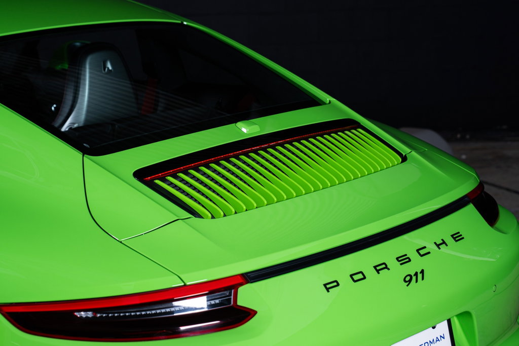 Porsche 991.2 Carrera GTS