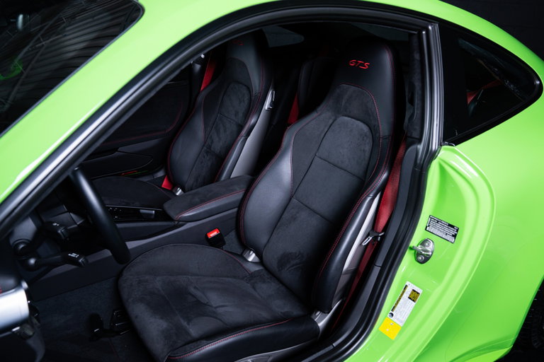 Porsche 991.2 Carrera GTS