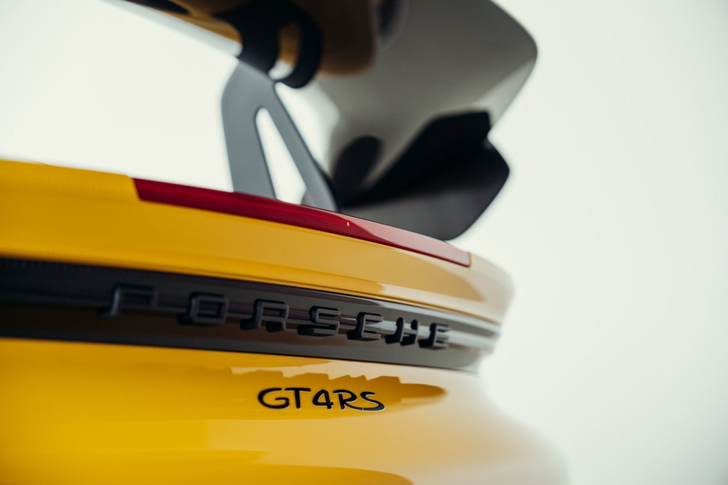 Porsche 718 Cayman GT4 RS