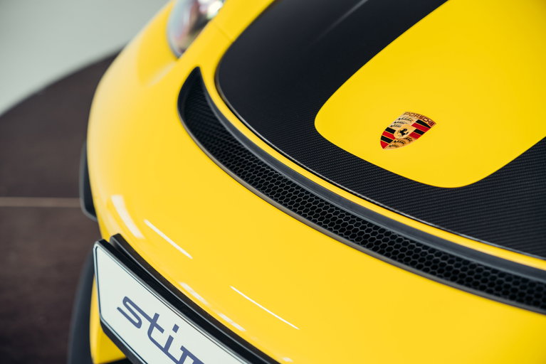 Porsche 718 Spyder RS
