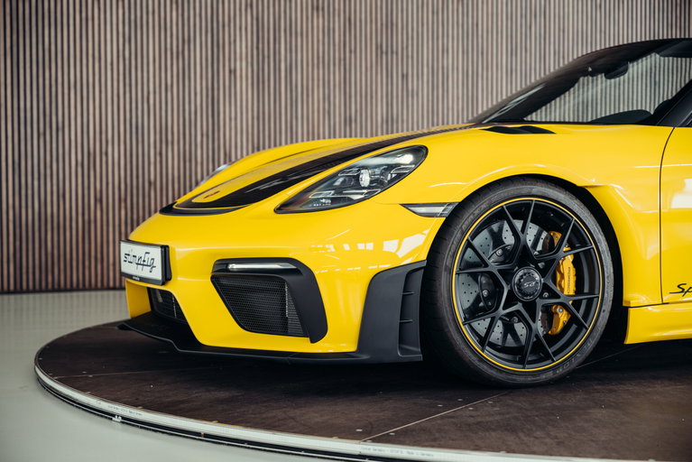 Porsche 718 Spyder RS