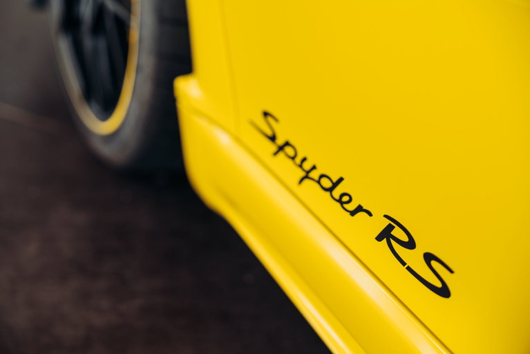 Porsche 718 Spyder RS