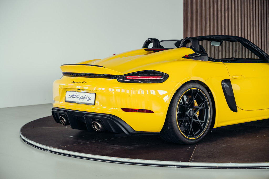 Porsche 718 Spyder RS