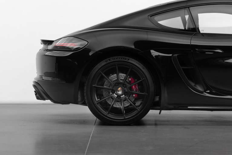 Porsche 718 Cayman GTS 4.0