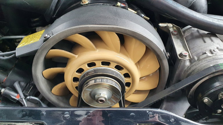Porsche 964 Carrera 2