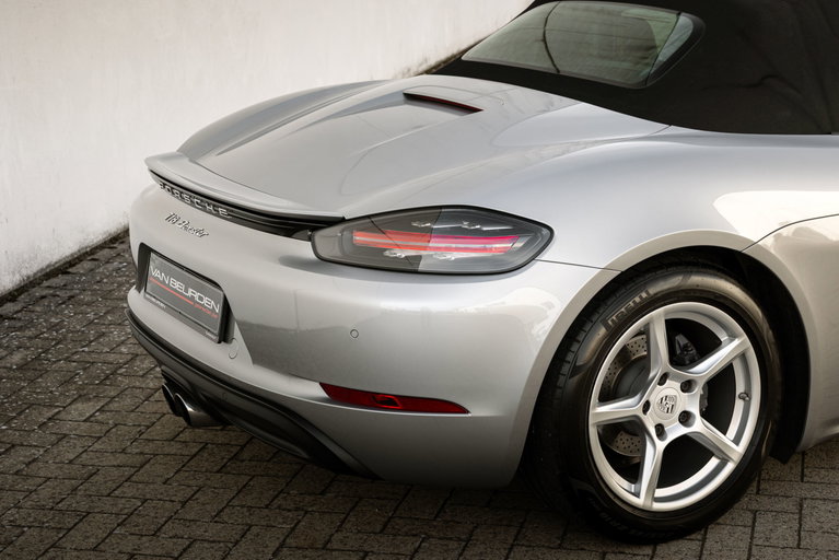Porsche 718 Boxster