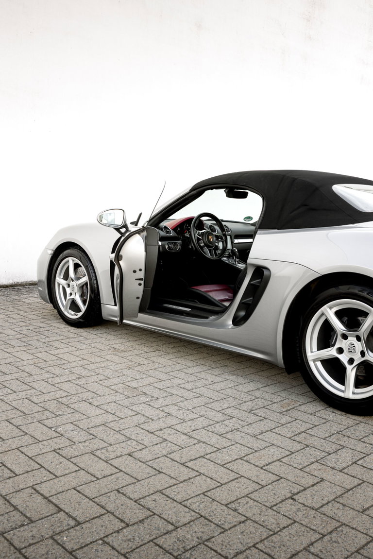 Porsche 718 Boxster