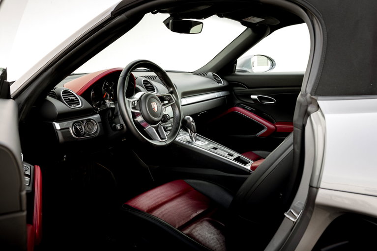Porsche 718 Boxster