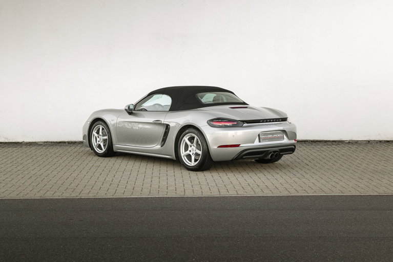Porsche 718 Boxster