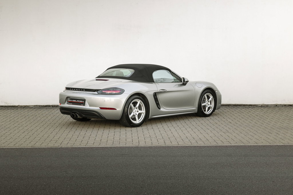 Porsche 718 Boxster