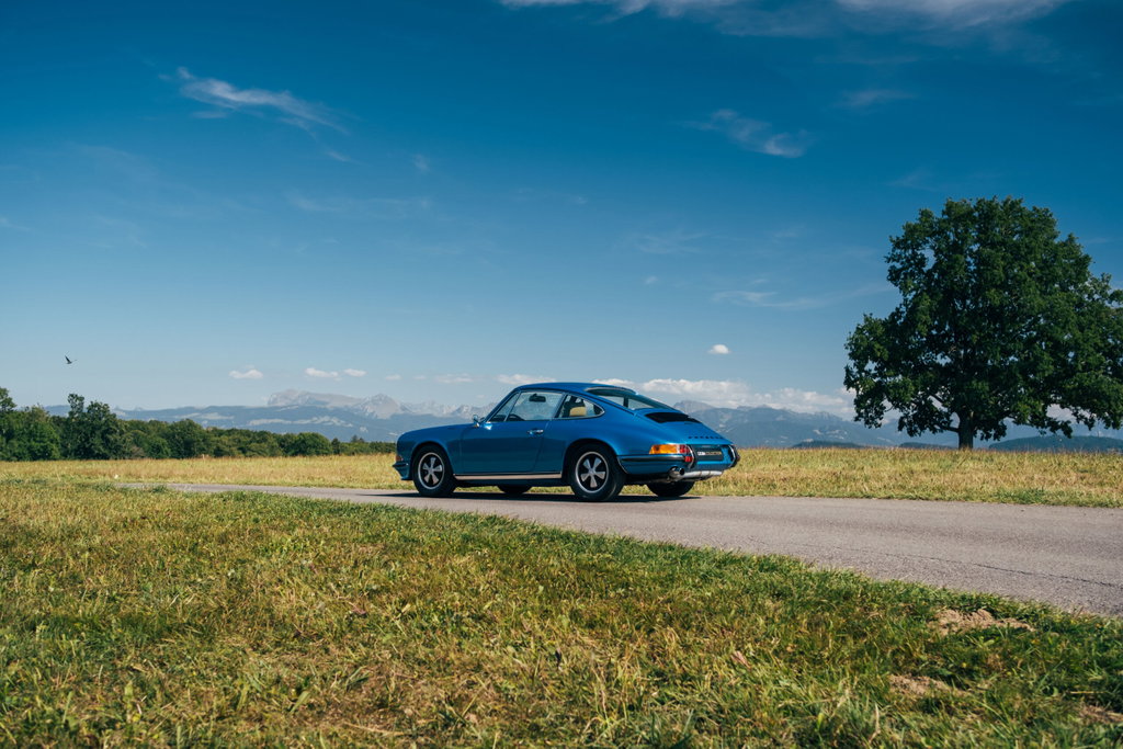 Porsche 911 E