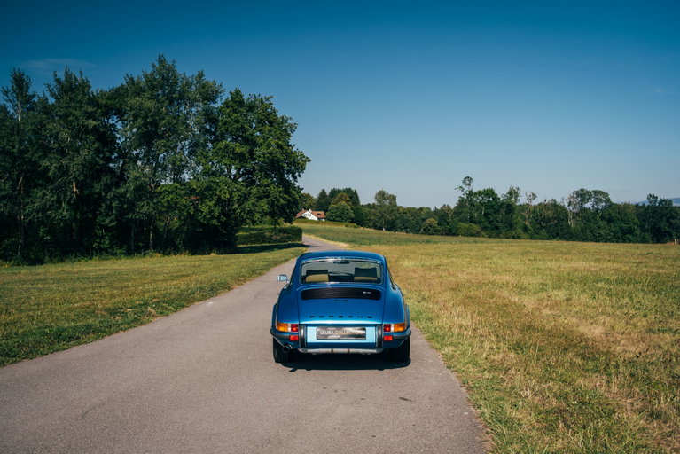 Porsche 911 E