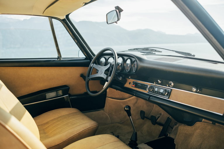 Porsche 911 E