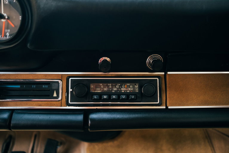 Porsche 911 E