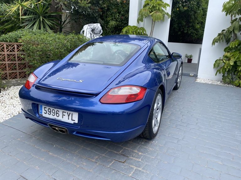 Porsche 987 Cayman S