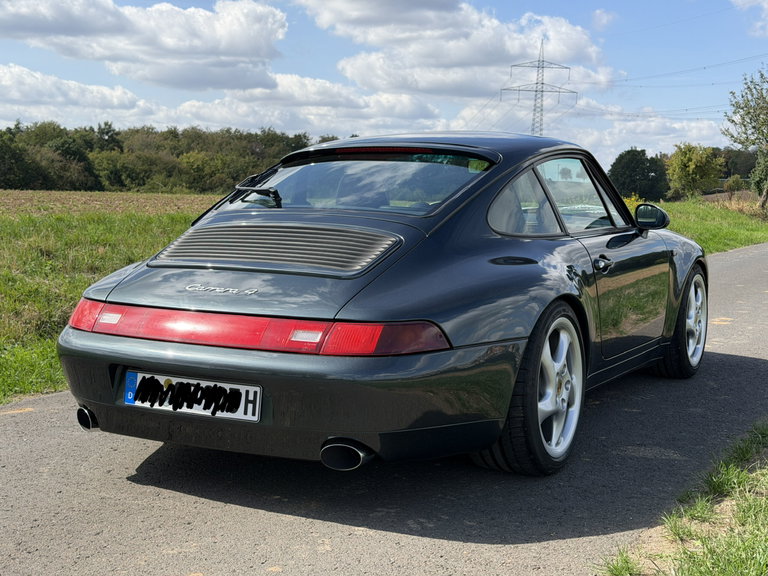 Porsche 993 Carrera 4