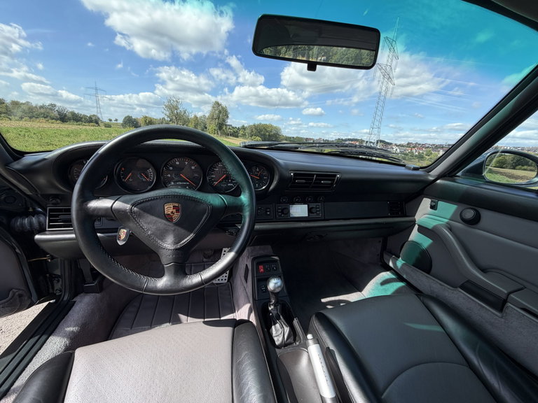 Porsche 993 Carrera 4