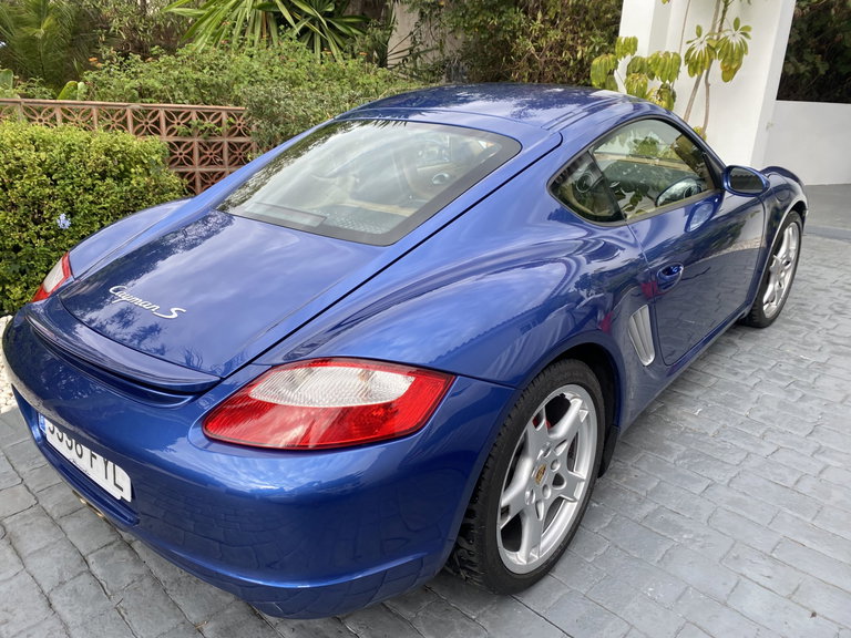 Porsche 987 Cayman S
