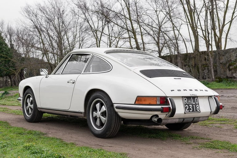 Porsche 911 T