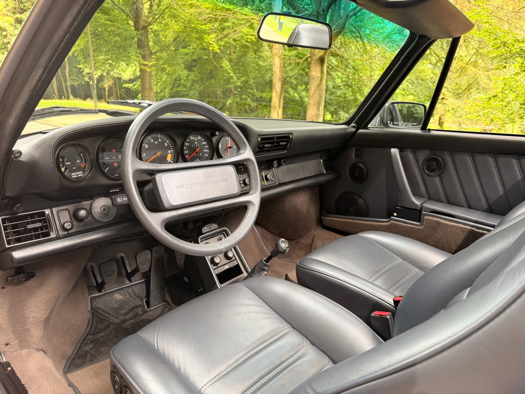Porsche 911 Carrera 3.2