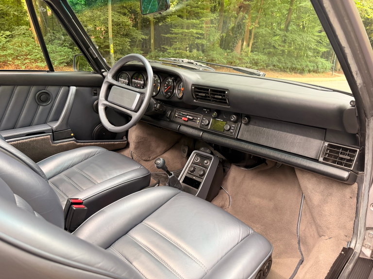 Porsche 911 Carrera 3.2