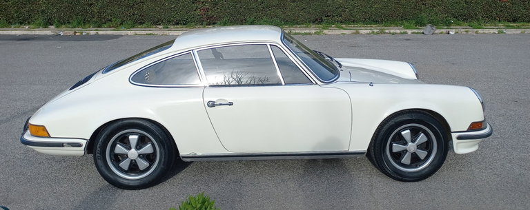 Porsche 911 T