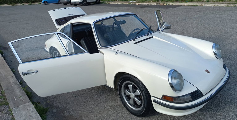 Porsche 911 T