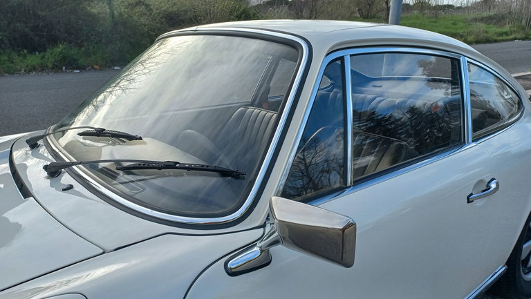 Porsche 911 T