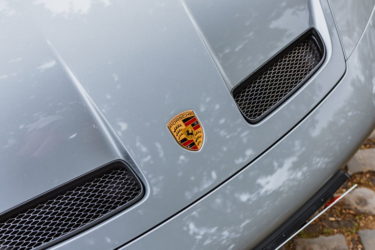 Porsche 992 GT3 Touring