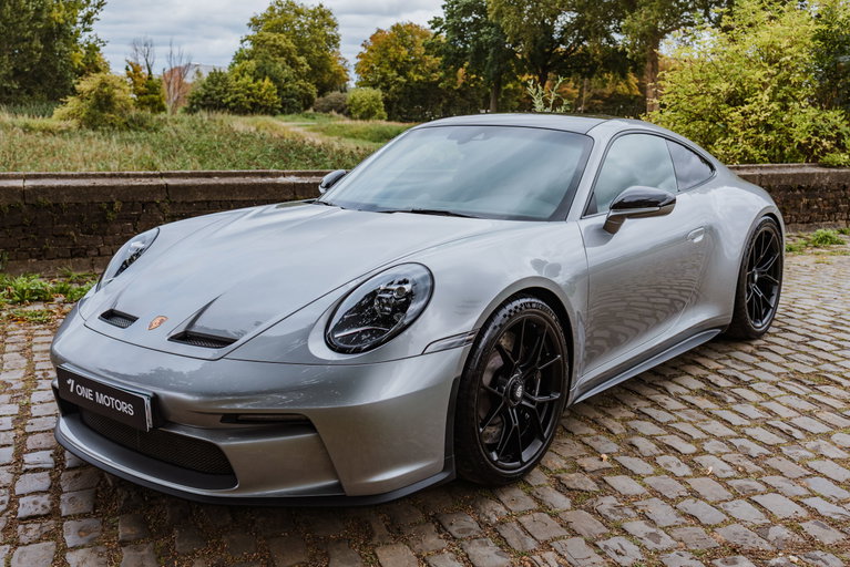 Porsche 992 GT3 Touring