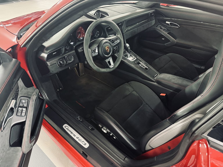 Porsche 991.2 Carrera 4 GTS