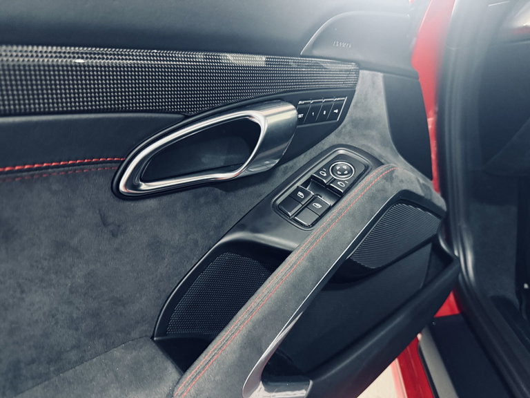 Porsche 991.2 Carrera 4 GTS