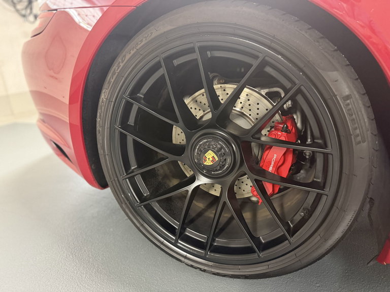 Porsche 991.2 Carrera 4 GTS