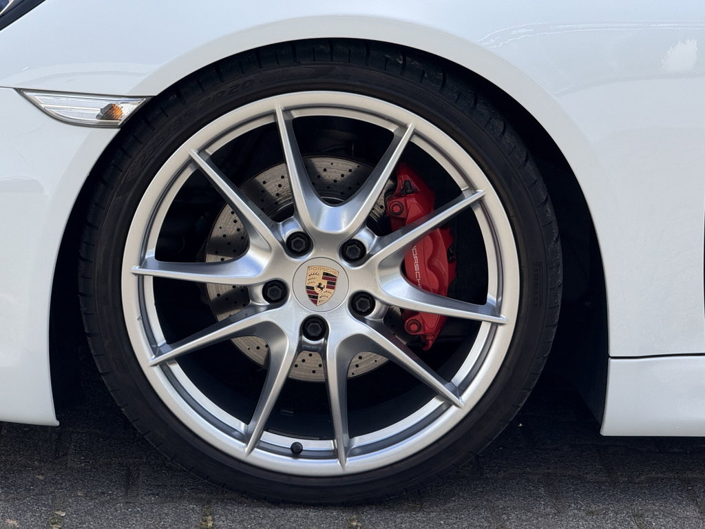 Porsche 981 Boxster S