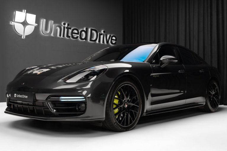 Porsche Panamera 4S E-Hybrid