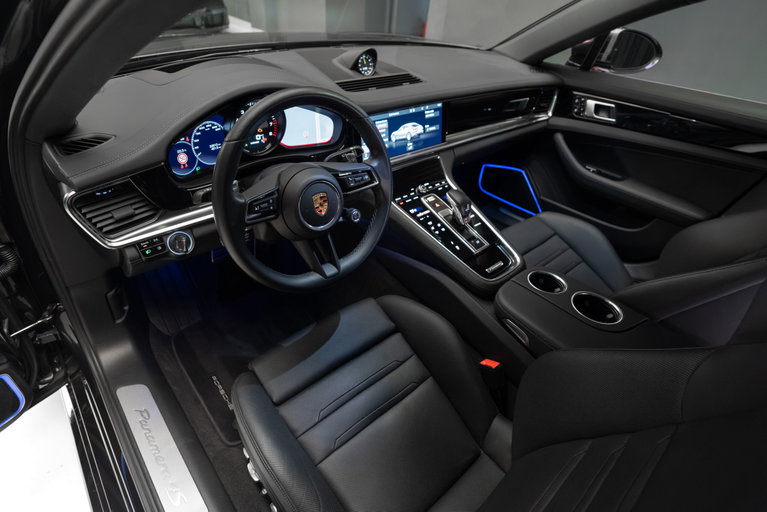 Porsche Panamera 4S E-Hybrid