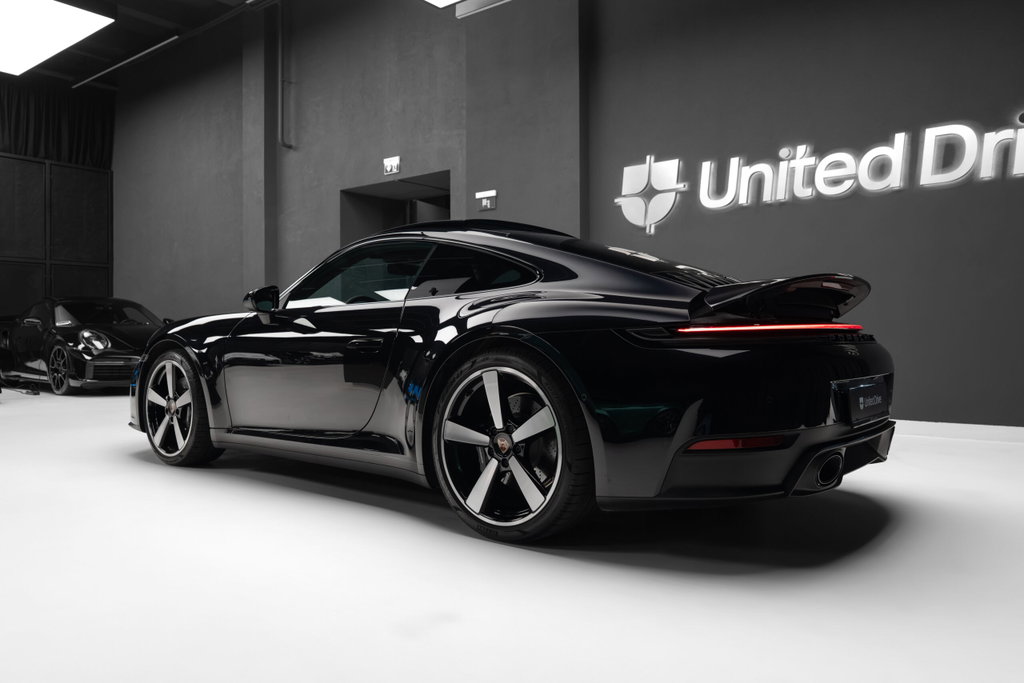 Porsche 992.2 Carrera