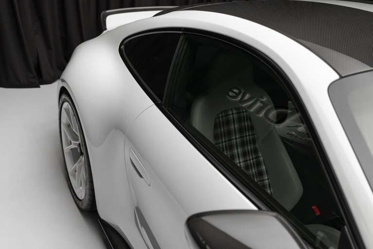 Porsche 992 GT3 Touring