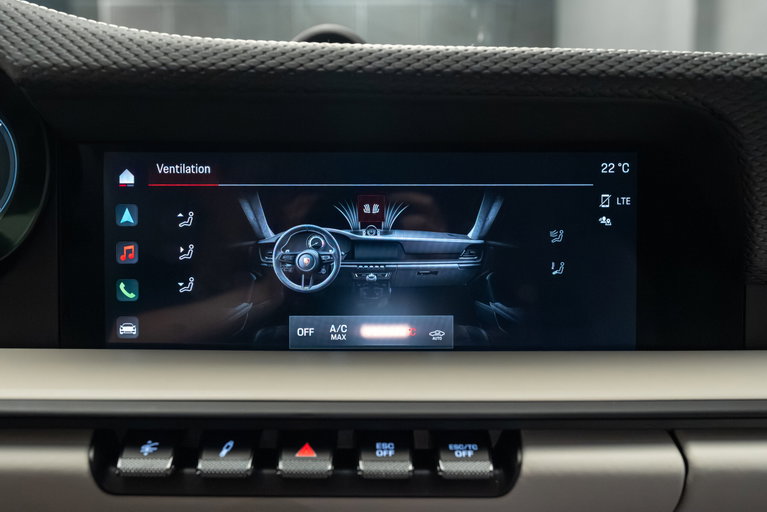 Porsche 992 GT3 Touring