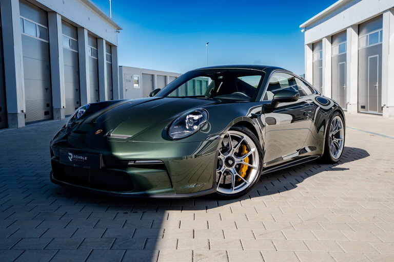 Porsche 992 GT3 Touring