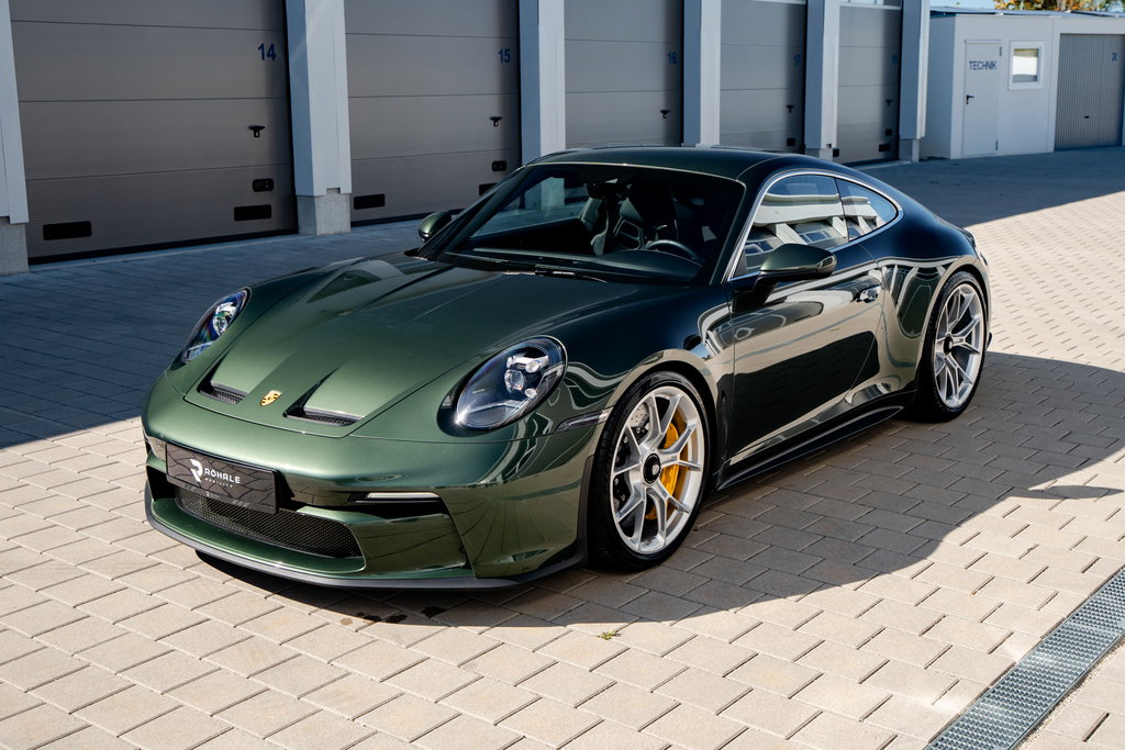 Porsche 992 GT3 Touring